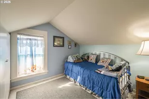 830 Division St SE, Bandon, OR 97411 - Photo 44