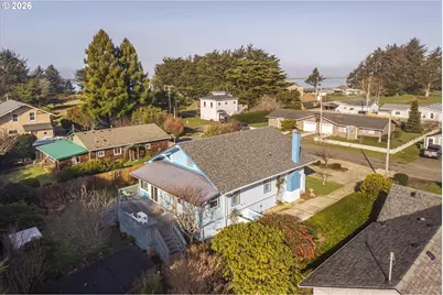 830 Division St SE, Bandon, OR 97411 - Photo 10