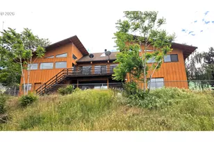 380 Thompson St, Heppner, OR 97836 - Photo 1