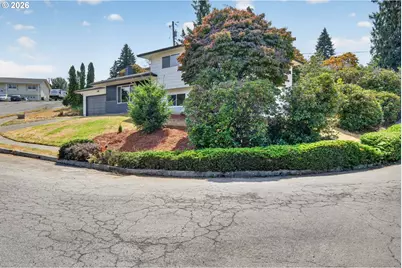16006 NE Morris Ct, Portland, OR 97230 - Photo 40
