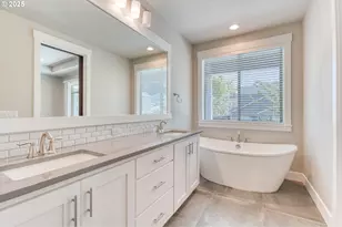 15332 SE Lewis St, Happy Valley, OR 97086 - Photo 22