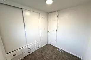 2150 Laura St, Springfield, OR 97477 - Photo 16