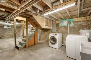 3329 NE Tillamook St, Portland, OR 97212 - Photo 40