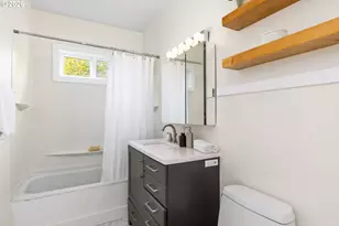 3329 NE Tillamook St, Portland, OR 97212 - Photo 20