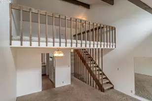 26 NW Mountain View Dr, Roseburg, OR 97471 - Photo 10