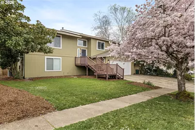 200 E Foothills Dr, Newberg, OR 97132 - Photo 1