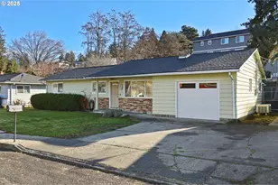 2500 Wright St, The Dalles, OR 97058 - Photo 2