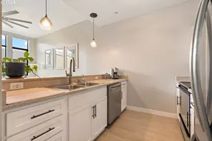 1125 NW 9th Ave, Portland, OR 97209 - Photo 10