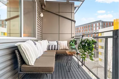 1125 NW 9th Ave #517, Portland, OR 97209 - Photo 26