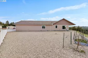 63404 Nathan Dr, Coos Bay, OR 97420 - Photo 40