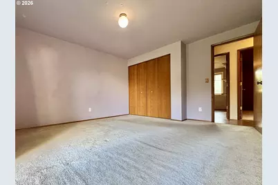 9530 SW 55th Ave SW, Portland, OR 97219 - Photo 12