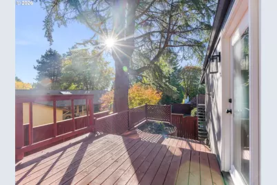 16 Othello St, Lake Oswego, OR 97035 - Photo 20