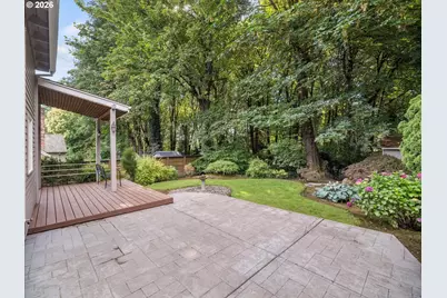 16419 Lexington Ct, Lake Oswego, OR 97034 - Photo 10