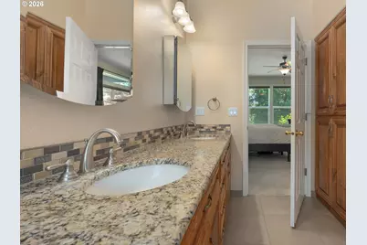 11380 NW Valley Vista Rd, Hillsboro, OR 97124 - Photo 16