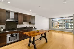 1920 S River Dr, Portland, OR 97201 - Photo 6