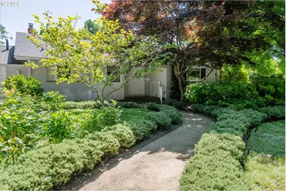 243 Dartmoor Dr, Eugene, OR 97401 - Photo 36