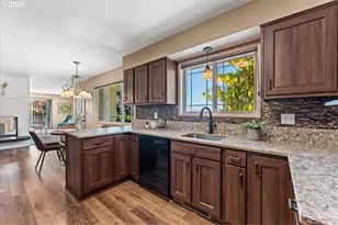 10100 SE Walnut Dr, Happy Valley, OR 97086 - Photo 4