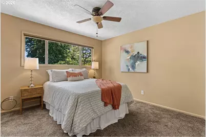 10100 SE Walnut Dr, Happy Valley, OR 97086 - Photo 16