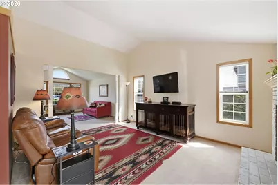 2277 Bonnie Ln, Springfield, OR 97477 - Photo 8