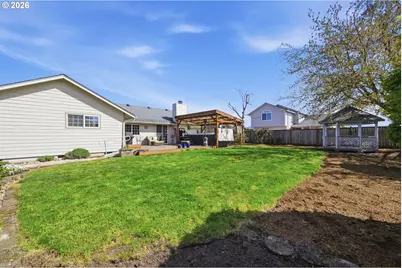 2277 Bonnie Ln, Springfield, OR 97477 - Photo 36