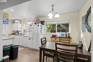 560 N Gale St, Heppner, OR 97836 - Photo 14