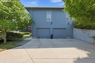 3387 Bentley Ave, Eugene, OR 97405 - Photo 10
