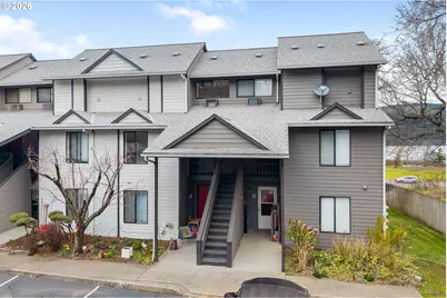 301 N 15th St #201, Hood River, OR 97031 - Photo 1