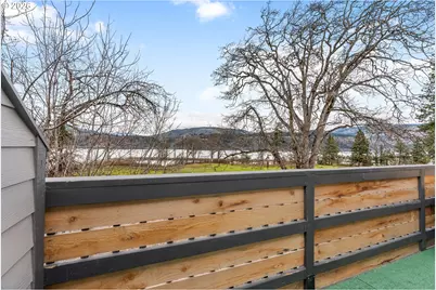 301 N 15th St #201, Hood River, OR 97031 - Photo 28