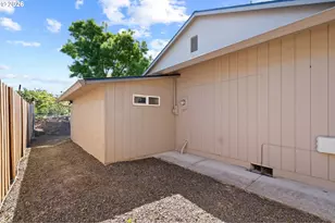 7400 SW 172nd Ave, Beaverton, OR 97007 - Photo 32