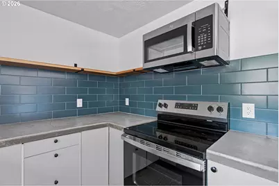 101 SE 194th Ave, Portland, OR 97233 - Photo 16