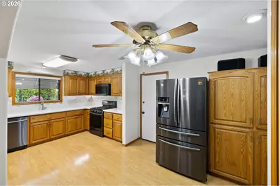 2291 SE Hacienda Ave, Gresham, OR 97080 - Photo 8
