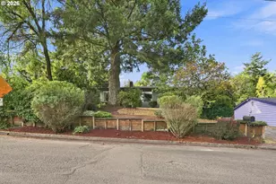 1908 SW Miles St, Portland, OR 97219 - Photo 38