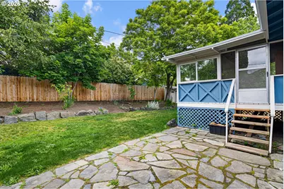 425 W 28th Ave, Eugene, OR 97405 - Photo 30