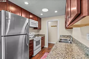 657 61st St, Springfield, OR 97478 - Photo 18