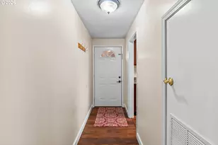 657 61st St, Springfield, OR 97478 - Photo 6
