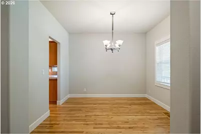 20651 Sierra Dr, Bend, OR 97701 - Photo 8