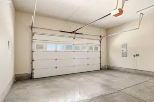 20651 Sierra Dr, Bend, OR 97701 - Photo 22