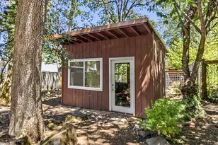 65 W 35th Pl, Eugene, OR 97405 - Photo 46