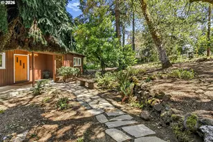 65 W 35th Pl, Eugene, OR 97405 - Photo 2