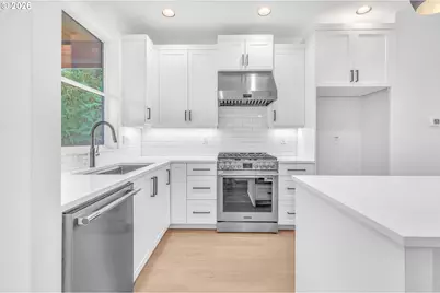 6471 SE Ramona St #A, Portland, OR 97206 - Photo 4
