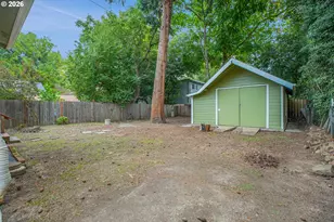 140 21st St, Salem, OR 97301 - Photo 42