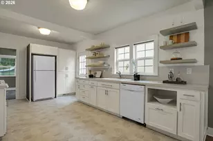 140 21st St, Salem, OR 97301 - Photo 14