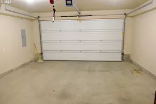 90 NW Birch Ave, Warrenton, OR 97146 - Photo 18