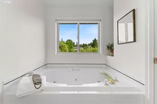 1625 Carriage Way, West Linn, OR 97068 - Photo 20