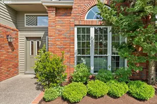 1625 Carriage Way, West Linn, OR 97068 - Photo 2