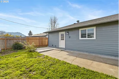 260 SW Ford Ave, Winston, OR 97496 - Photo 40