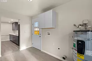 260 SW Ford Ave, Winston, OR 97496 - Photo 34