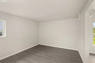 260 SW Ford Ave, Winston, OR 97496 - Photo 20