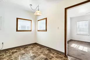 869 E St, Washougal, WA 98671 - Photo 10