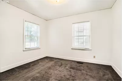 869 E St, Washougal, WA 98671 - Photo 12